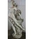 Estatua de bailarina en piedra artificial.