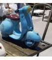 Vespa en piedra