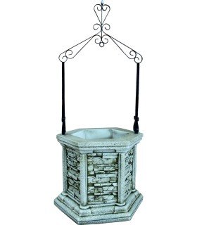 Pozo de lajas en piedra artificial.