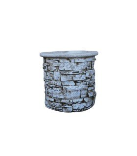 Macetero de lajas en piedra.