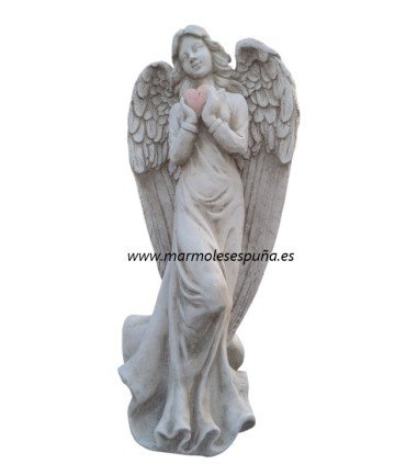 Ángel en piedra