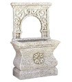 Fuente Romana con celosía en piedra