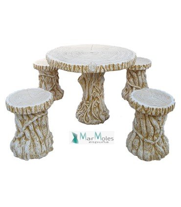 Comedor de troncos ocre en piedra