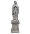 Virgen de Lourdes con pedestal en piedra