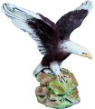 Águila grande en piedra artificial color